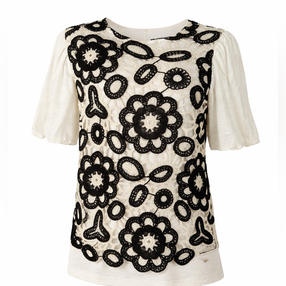 NWT Boho Chic Floral Crochet Lace Top - Cato Collection- Black Cream - S